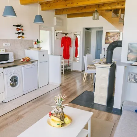 Tatil Evi Dandelion Vendeghazak *