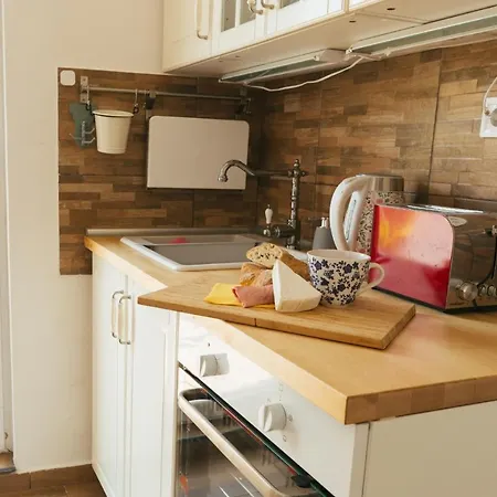 Dandelion Vendeghazak Case de vacanță *