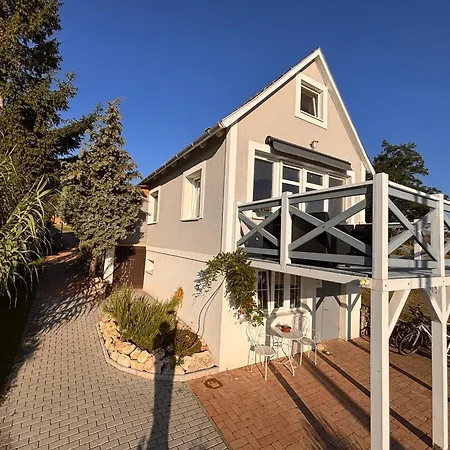 Case de vacanță Dandelion Vendeghazak *